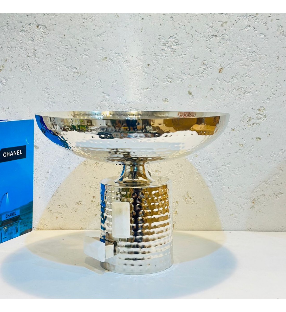 Stainless steel serving plate and base, size 20 x 20 x 19 cm