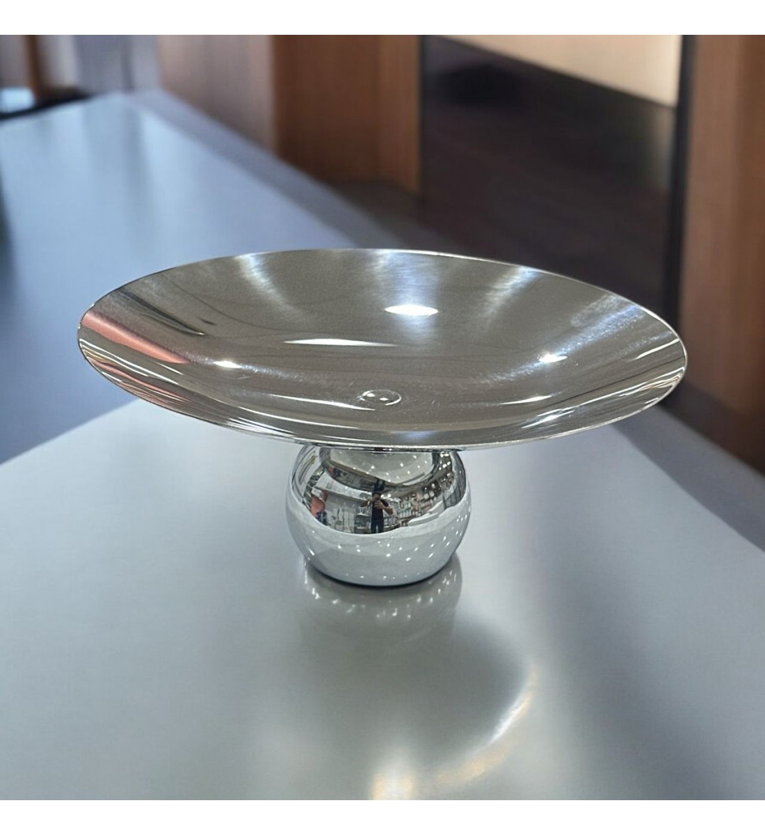 Stainless steel serving plate and base size 26×26×11cm