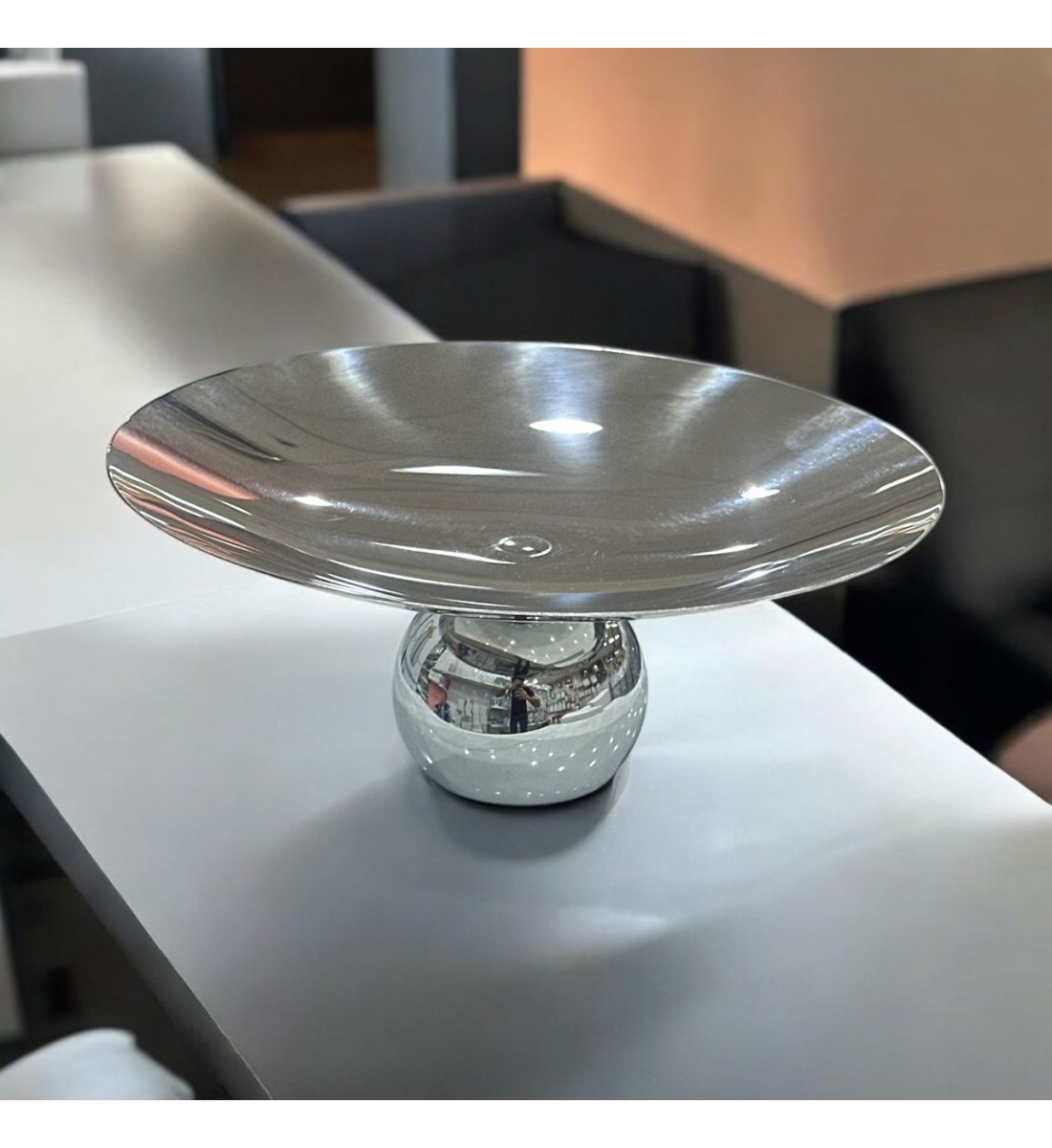 Stainless steel serving plate and base size 26×26×11cm