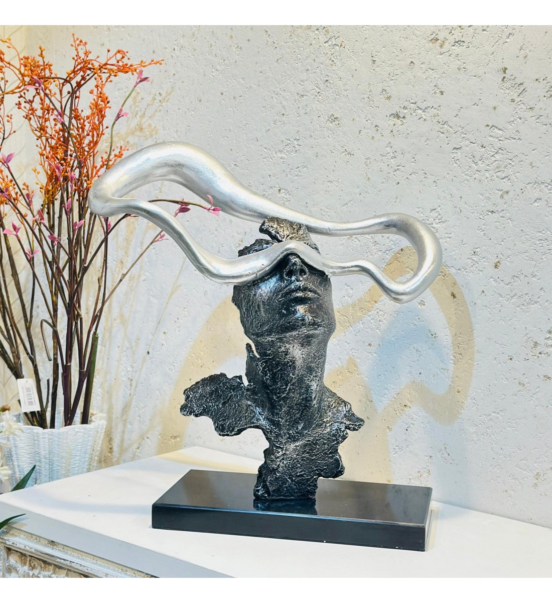 زينة ديكور بتصميم نحت تجريدي قاعده رخام -46×44×16سم زينة ديكور بتصميم نحت تجريدي قاعده رخام -46×44×16سم