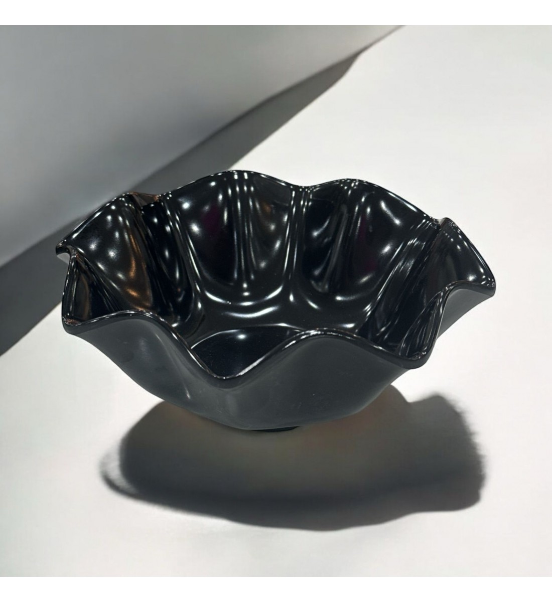 Plastic serving bowl 20x20x10cm