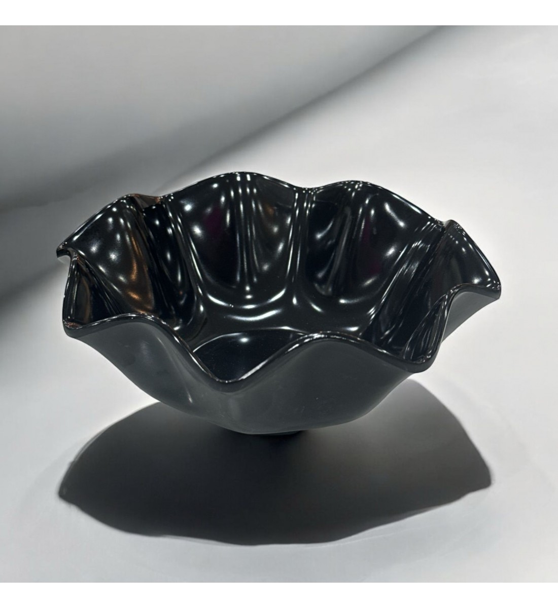 Plastic serving bowl 20x20x10cm