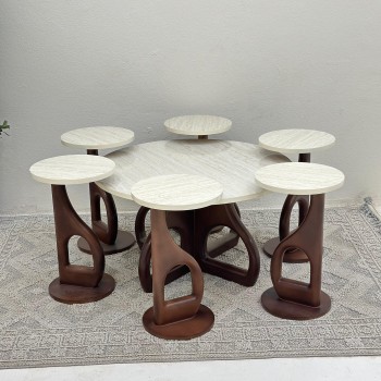 طقم طاولات 7قطع سطح بديل الرخام ملمس ناعم قاعده خشب لون بني