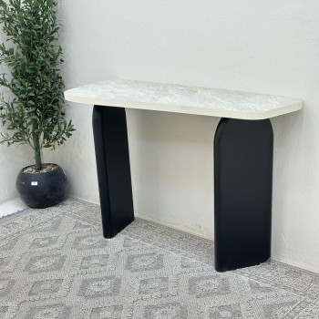 طاولة  مدخل سطح  بديل الرخام ملمس خشن قاعده خشب لون اسود