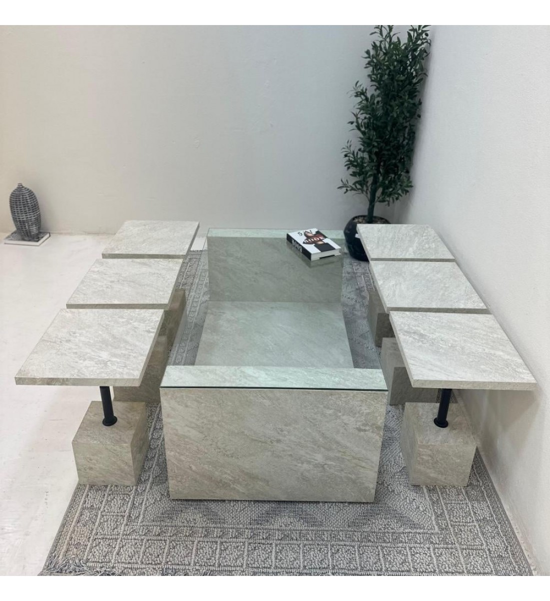 طقم طاولات يو 7 قطع سطح زجاج قاعده بديل حجر خشن طقم طاولات يو 7 قطع سطح زجاج قاعده بديل حجر خشن