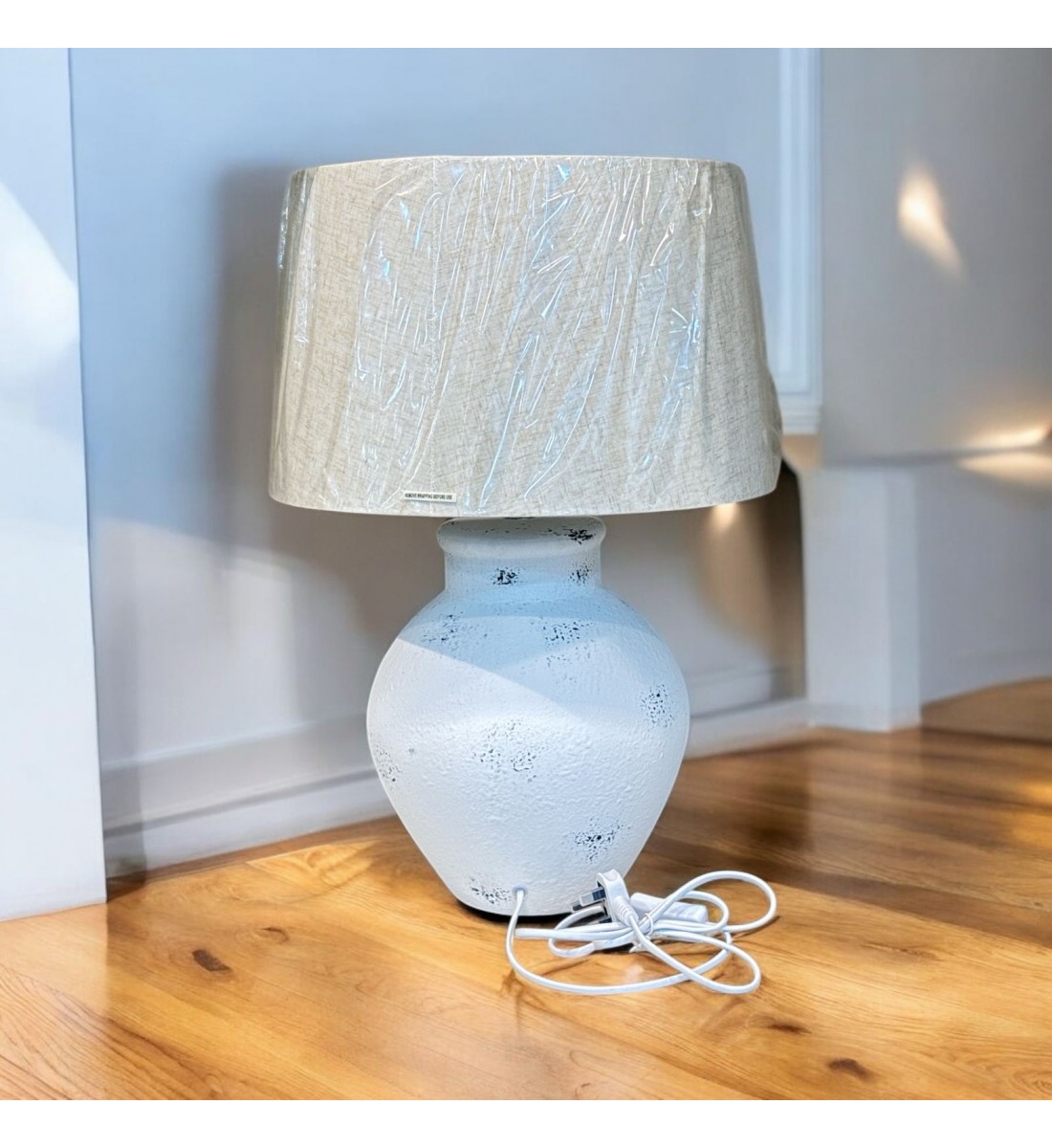 ابجورة بتصميم انيق ومميز 60سم 