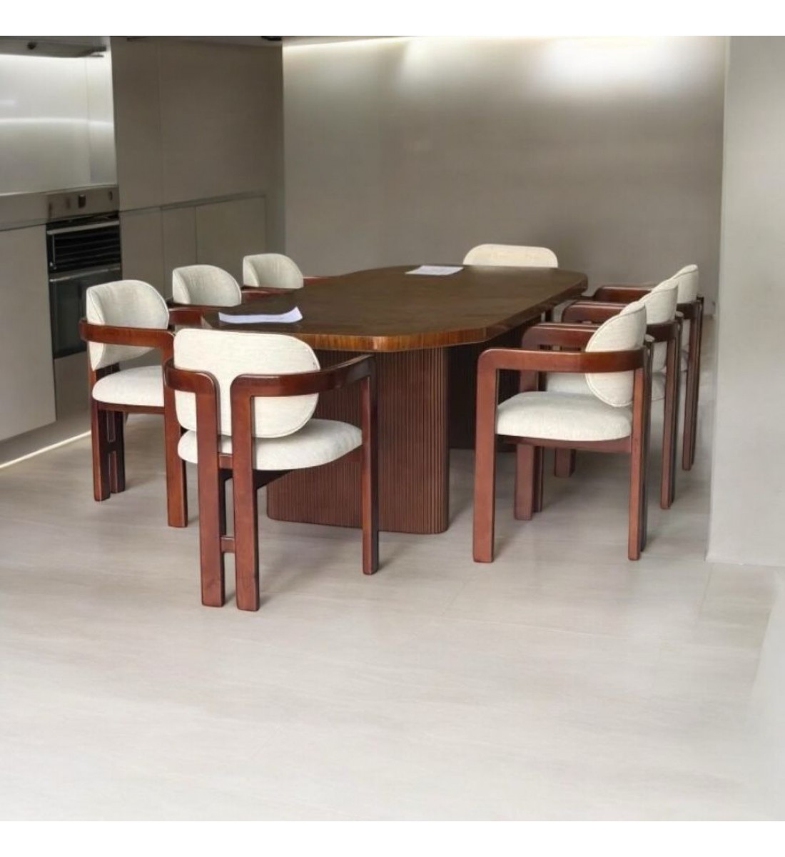 طقم طاولة طعام 8 كراسي سطح قشرة الجوز قاعده خشب طقم طاولة طعام 8 كراسي سطح قشرة الجوز قاعده خشب