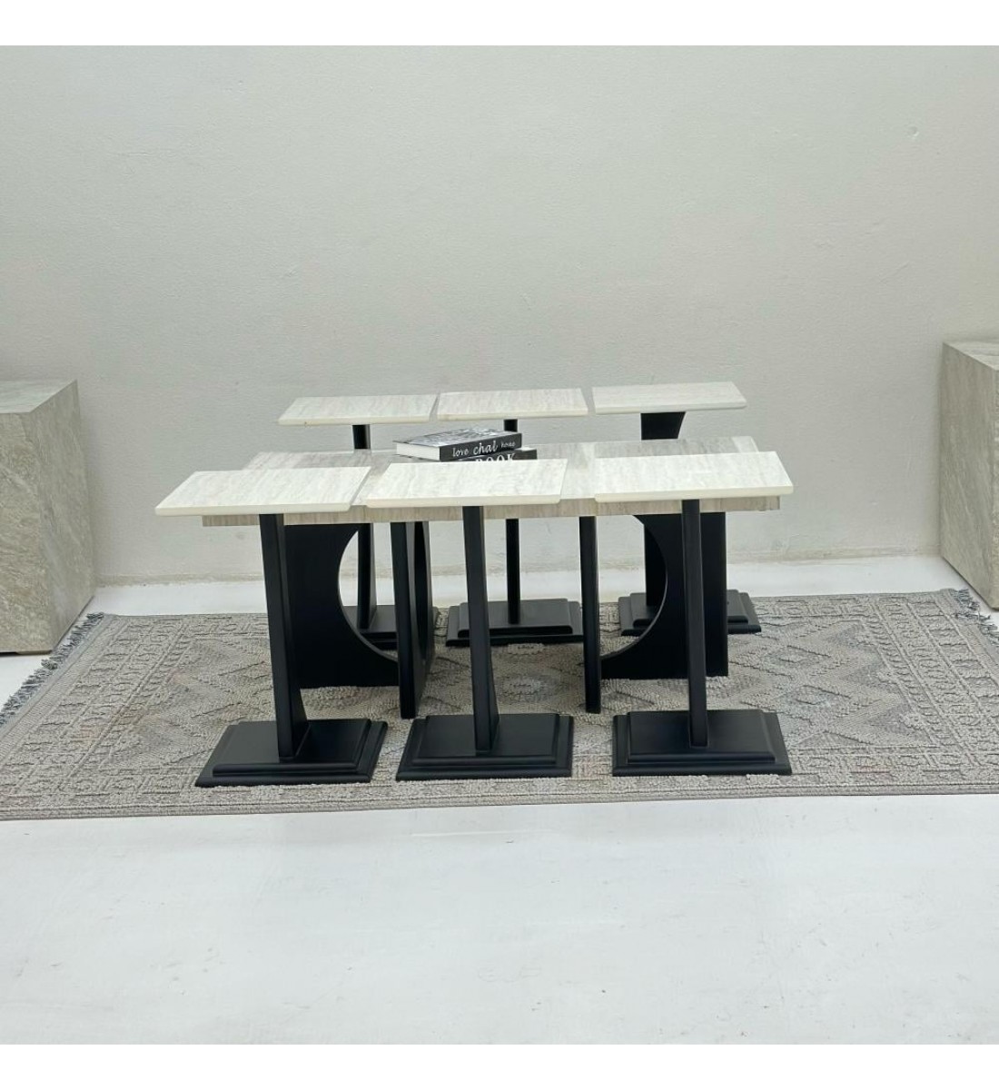 طقم طاولات 7قطع سطح بديل الرخام  ناعم قاعده خشب لون اسود 