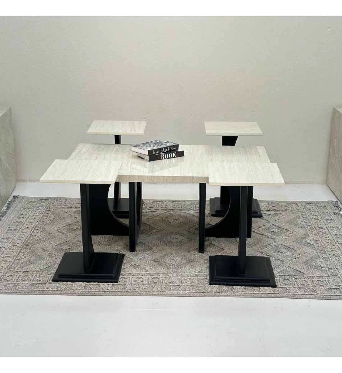 طقم طاولات 5قطع سطح بديل الرخام  ناعم قاعده خشب لون اسود 