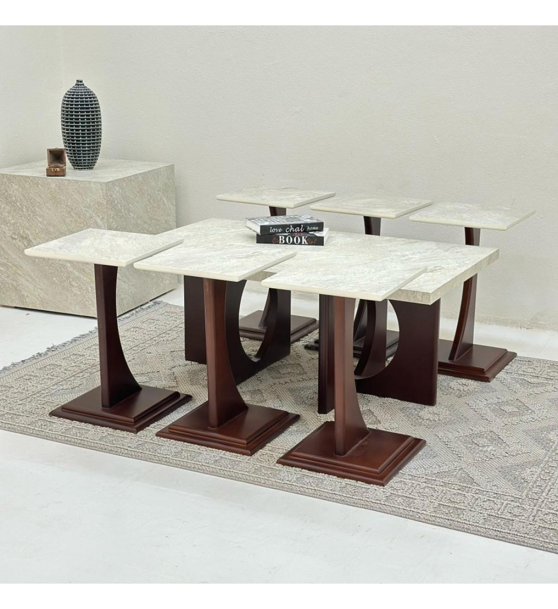 طقم طاولات 7قطع سطح بديل حجر ملمس خشن قاعده خشب لون بني