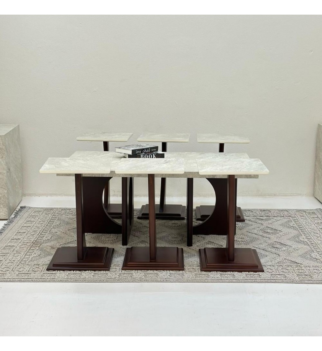 طقم طاولات 7قطع سطح بديل حجر ملمس خشن قاعده خشب لون بني