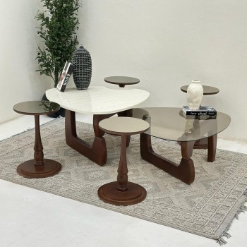 طقم طاولات 6قطع سطح الطاولة الاولى: بديل الرخام ترافنتينو ملمس ناعم ،والثانيه سطح زجاج قاعداتهما خشب لون بني