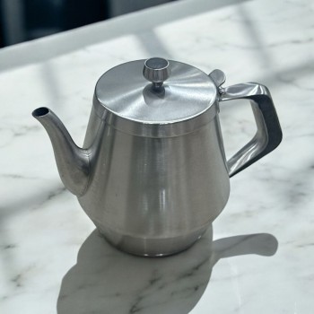 ابريق أستانلس أستيل 18/8 جودة عالية 1.3لتر