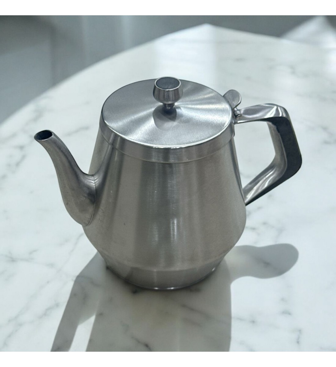 ابريق أستانلس أستيل 18/8 جودة عالية 1.3لتر