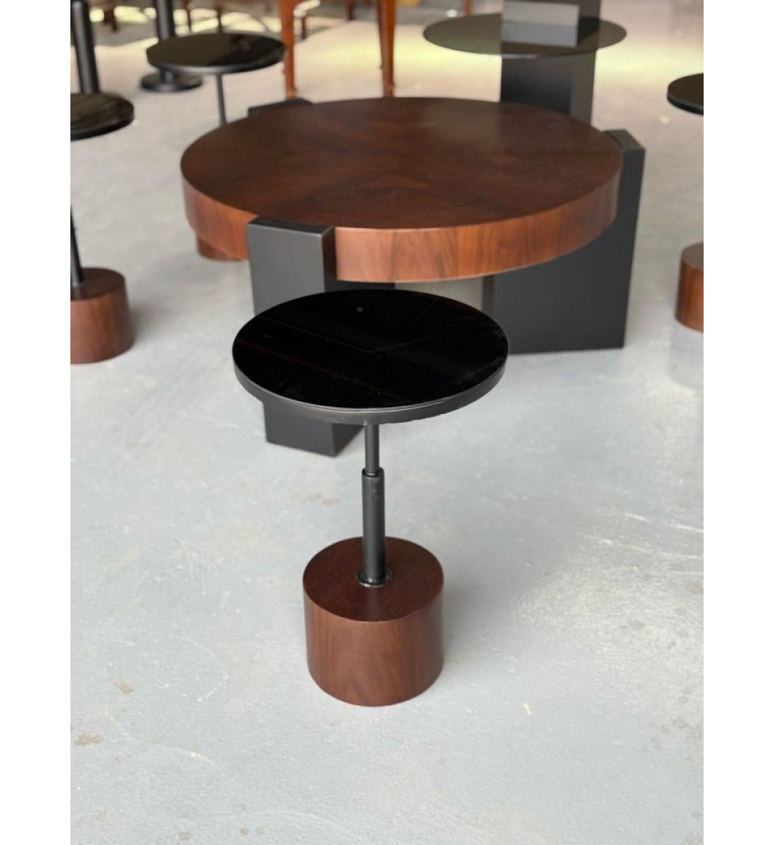 طقم طاولات تقديم  6قطع سطح قشرة الجوز