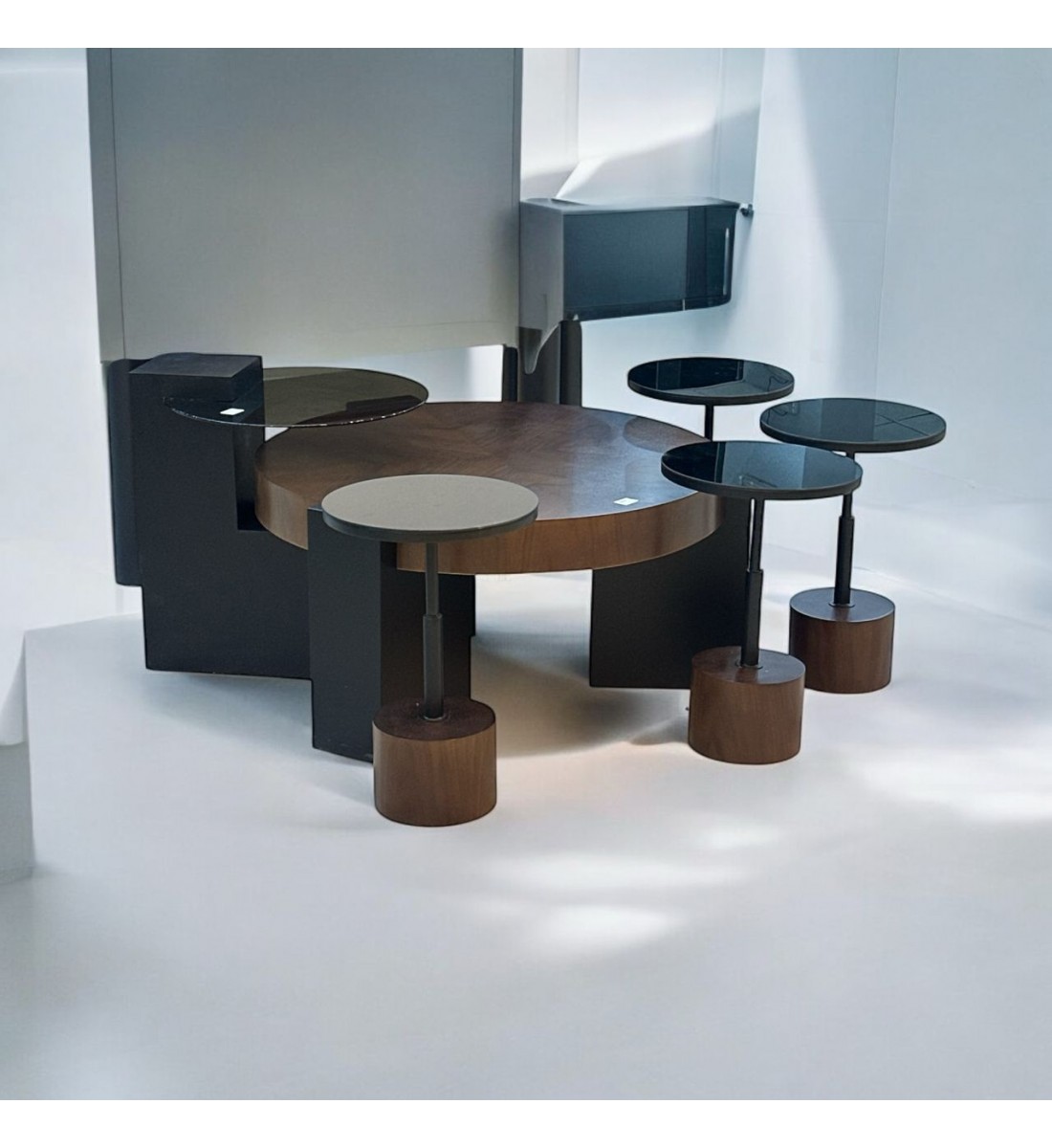 طقم طاولات تقديم  6قطع سطح قشرة الجوز