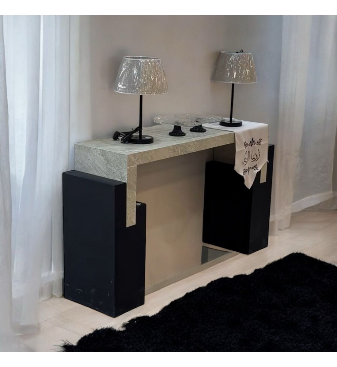 مدخل بديل رخام سطح بديل الرخام بيج  علي اسود 140×40×90سم (منتج تفصيل ) 