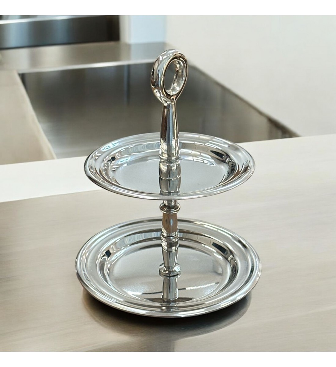 شيال حلا تقديم من الاستانلس استيل 18×13×13سم شيال حلا تقديم من الاستانلس استيل 18×13×13سم