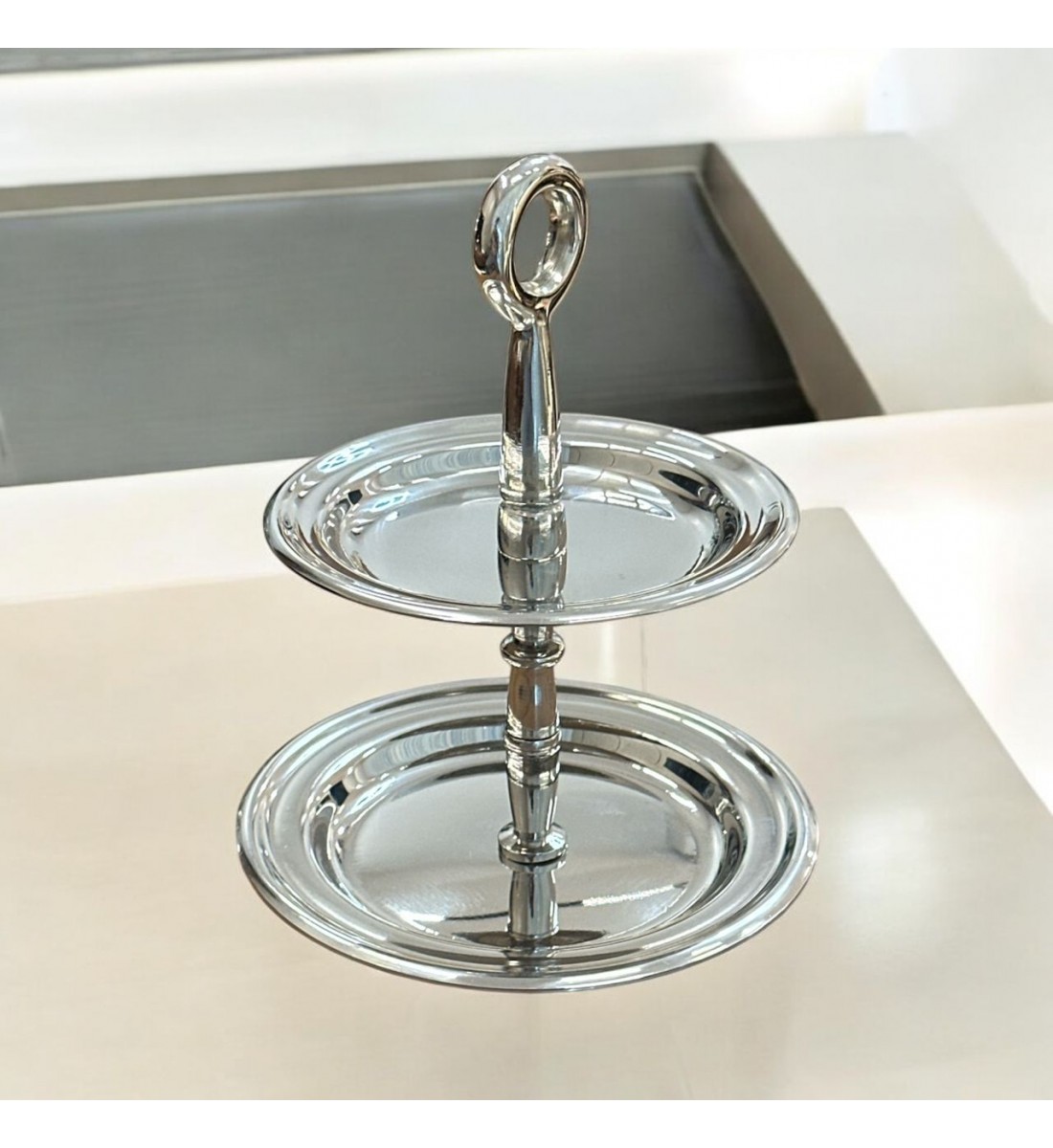 شيال حلا تقديم من الاستانلس استيل 18×13×13سم شيال حلا تقديم من الاستانلس استيل 18×13×13سم