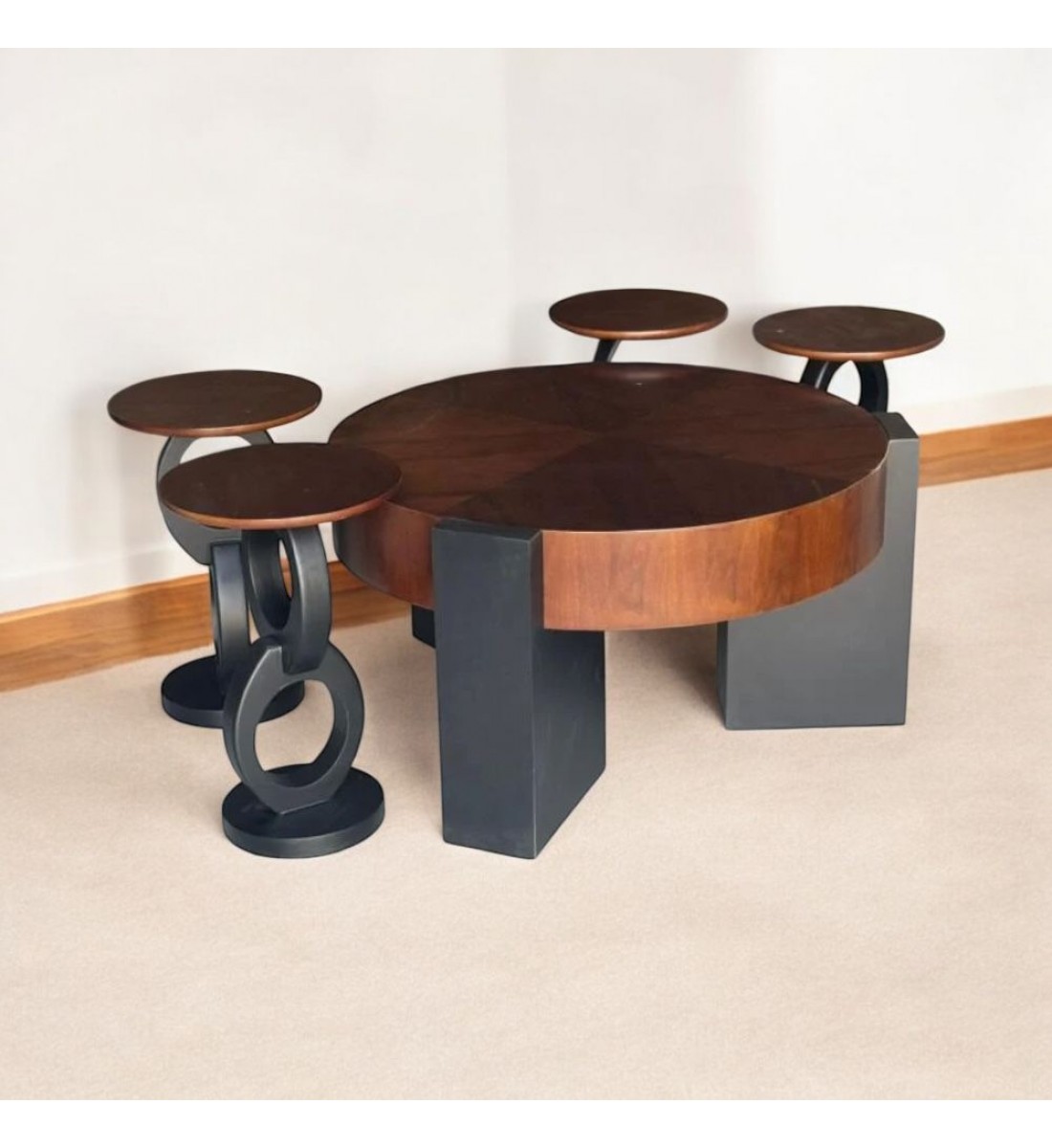 طقم طاولات 5قطع سطح قشرة الجوز قاعده خشب