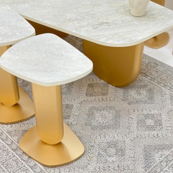 طقم طاولات 7قطع سطح  ملمس خشن بديل الحجر قاعدة خشب لون ذهبي