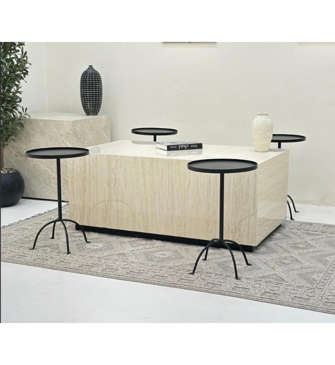 طقم طاولات5قطع سطح بديل الرخام  ملمس ناعم قاعدة خشب 