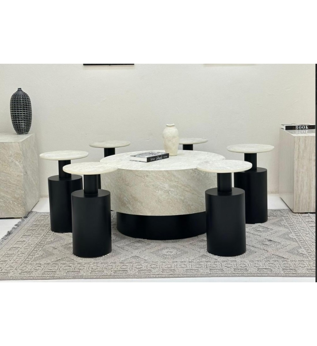 طقم طاولات اسطواني 7قطع سطح بديل الحجر قاعدة خشب لون اسود طقم طاولات اسطواني 7قطع سطح بديل الحجر قاعدة خشب لون اسود