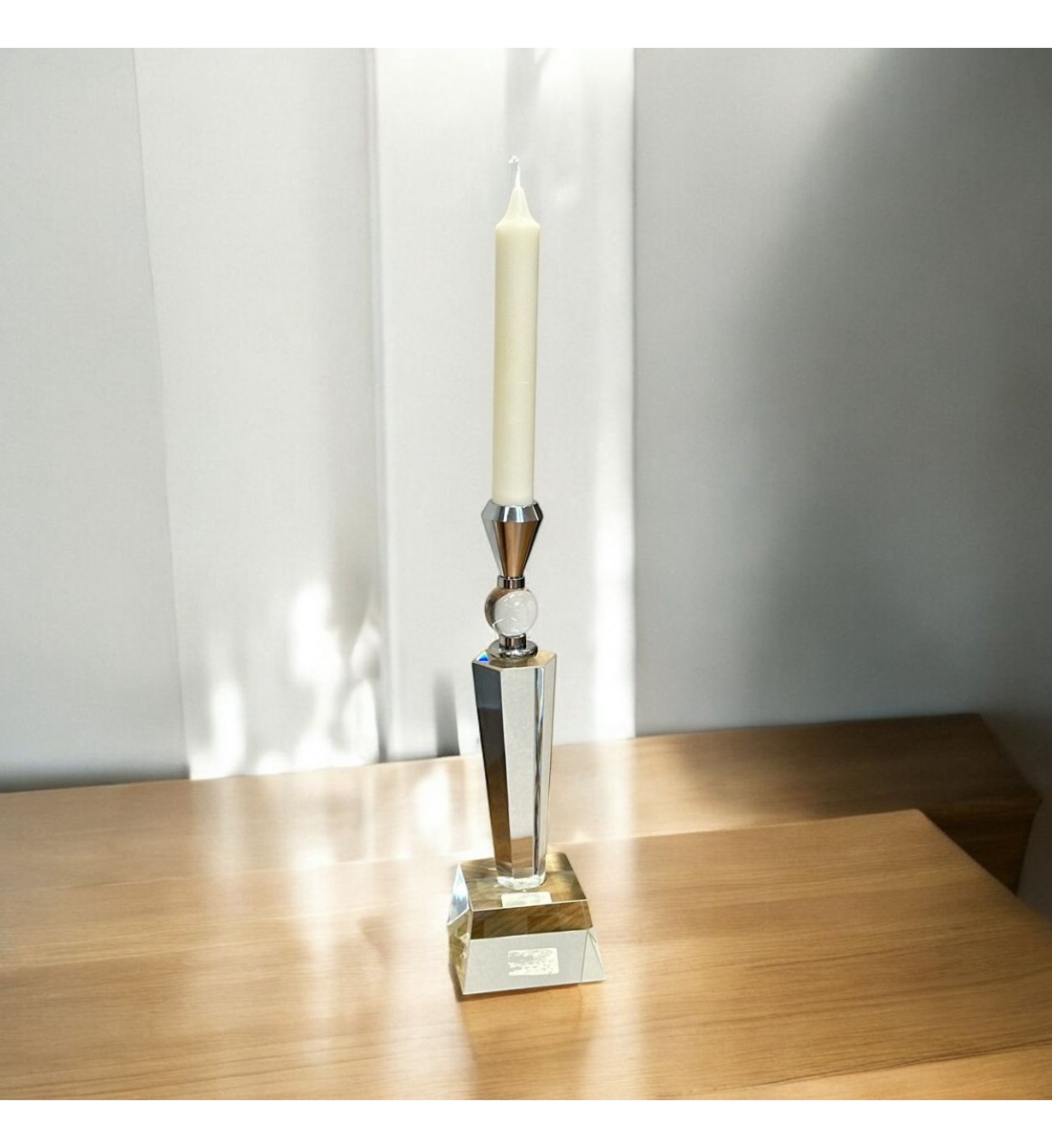 شمعدان كرستال تصميم انيق26×26×1سم 