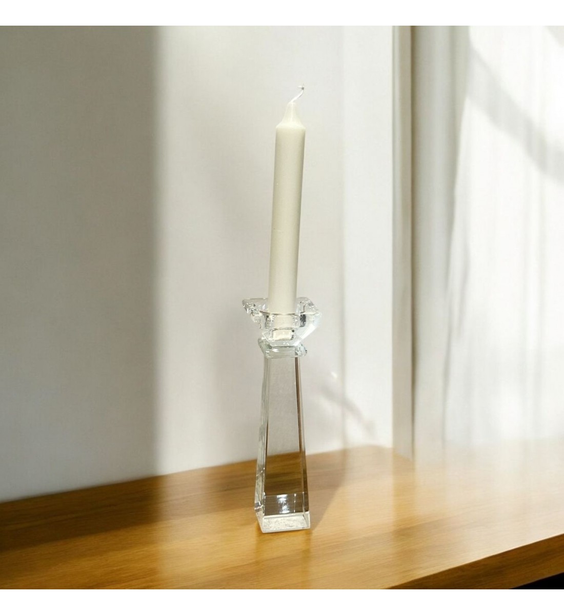 شمعدان كرستال تصميم انيق19×5×5سم 