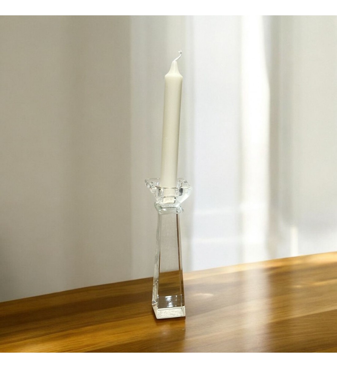 شمعدان كرستال تصميم انيق19×5×5سم 