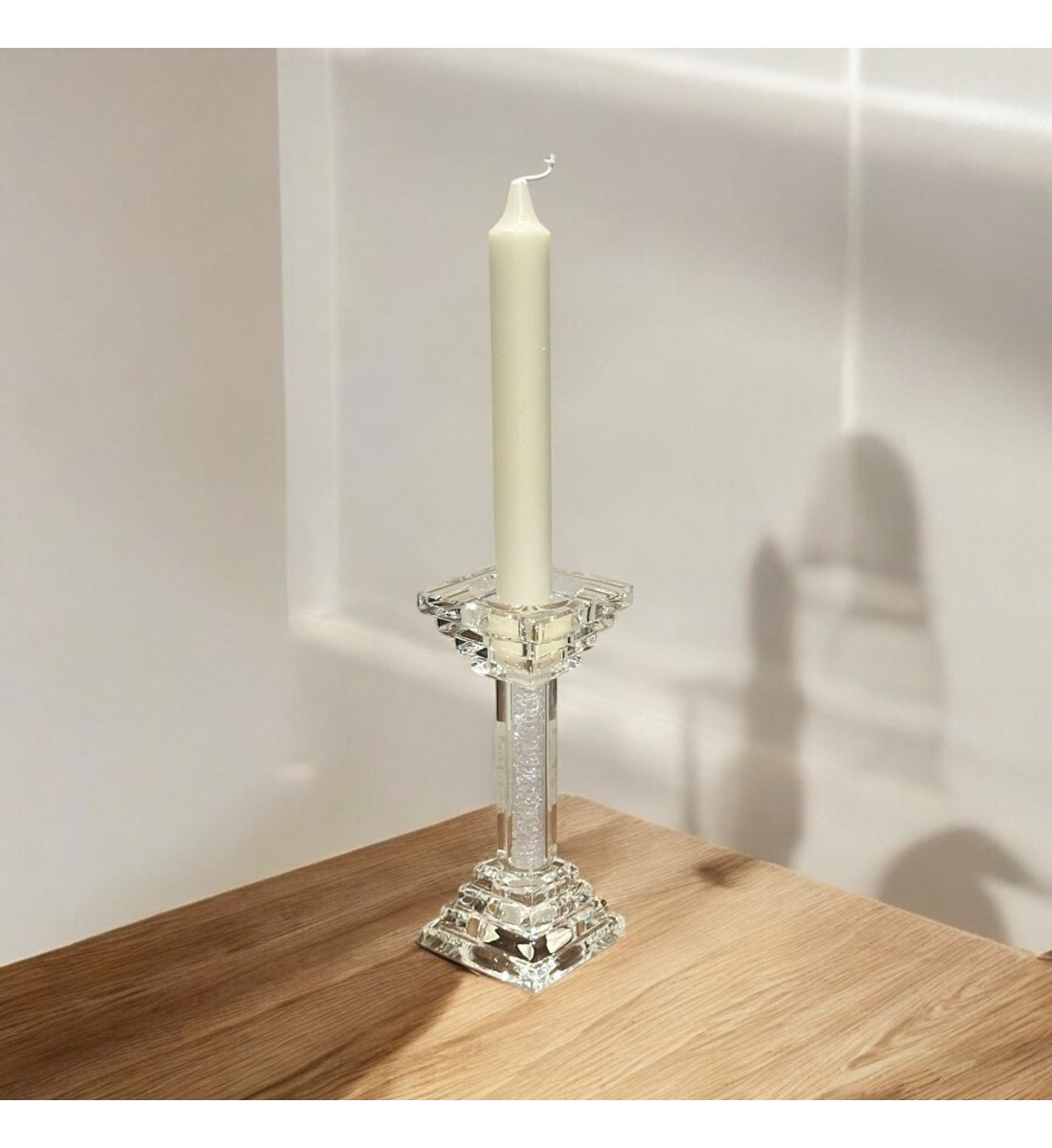 شمعدان كرستال تصميم انيق15×6×6سم 