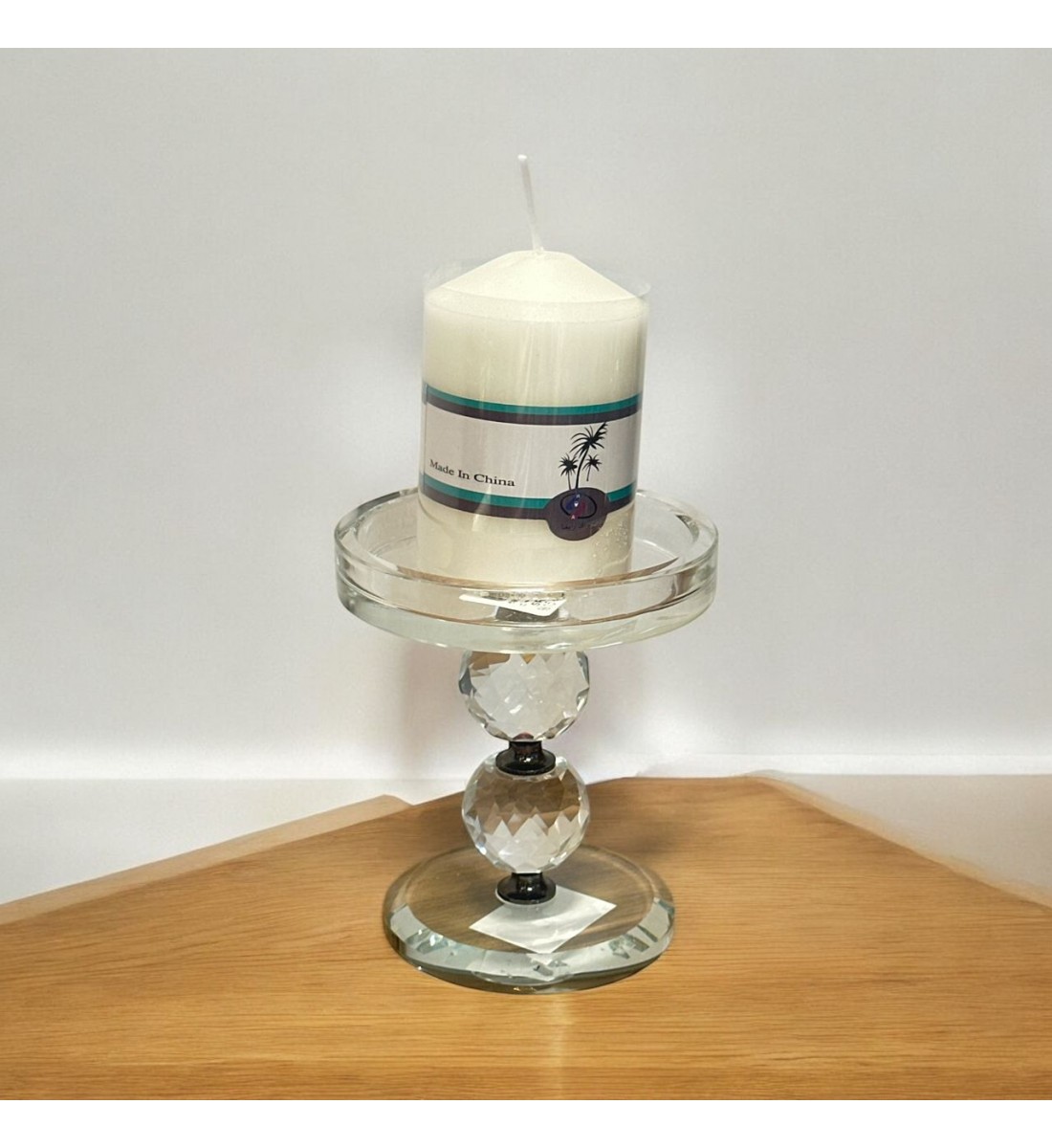شمعدان كرستال تصميم انيق 13×11×11سم 