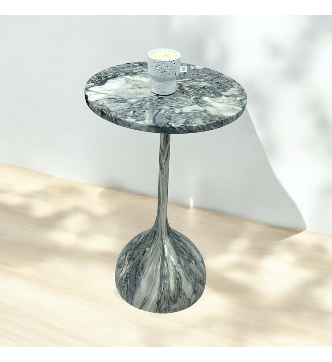 طاولة خدمة سطح خشب ملون مقاس 35×35×55سم طاولة خدمة سطح خشب ملون مقاس 35×35×55سم