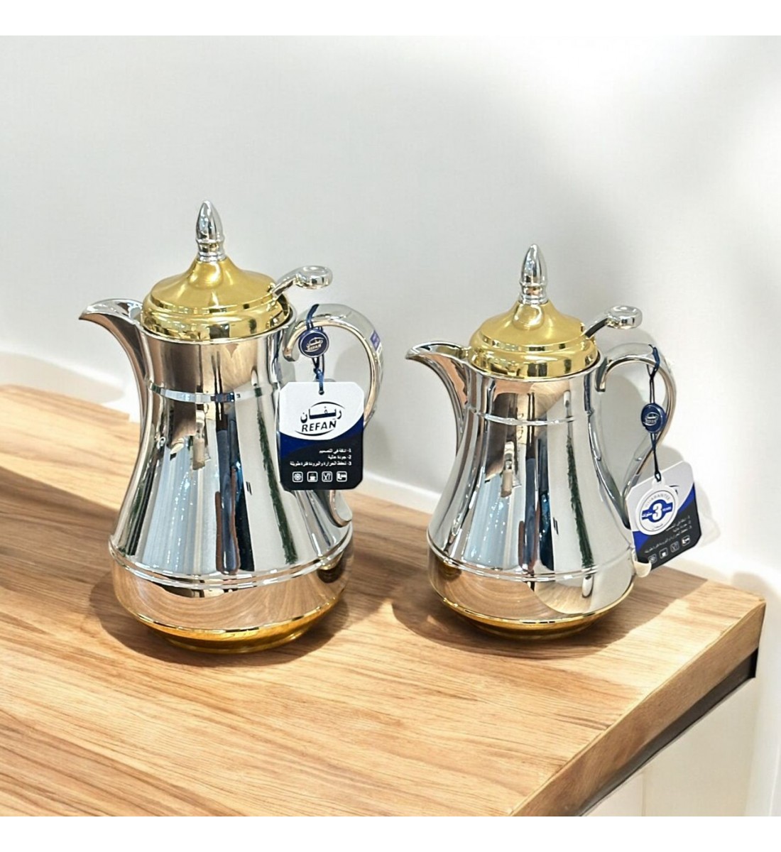 طقم ترامس يتصميم عصري باللون الفضي والذهبي طقم ترامس يتصميم عصري باللون الفضي والذهبي