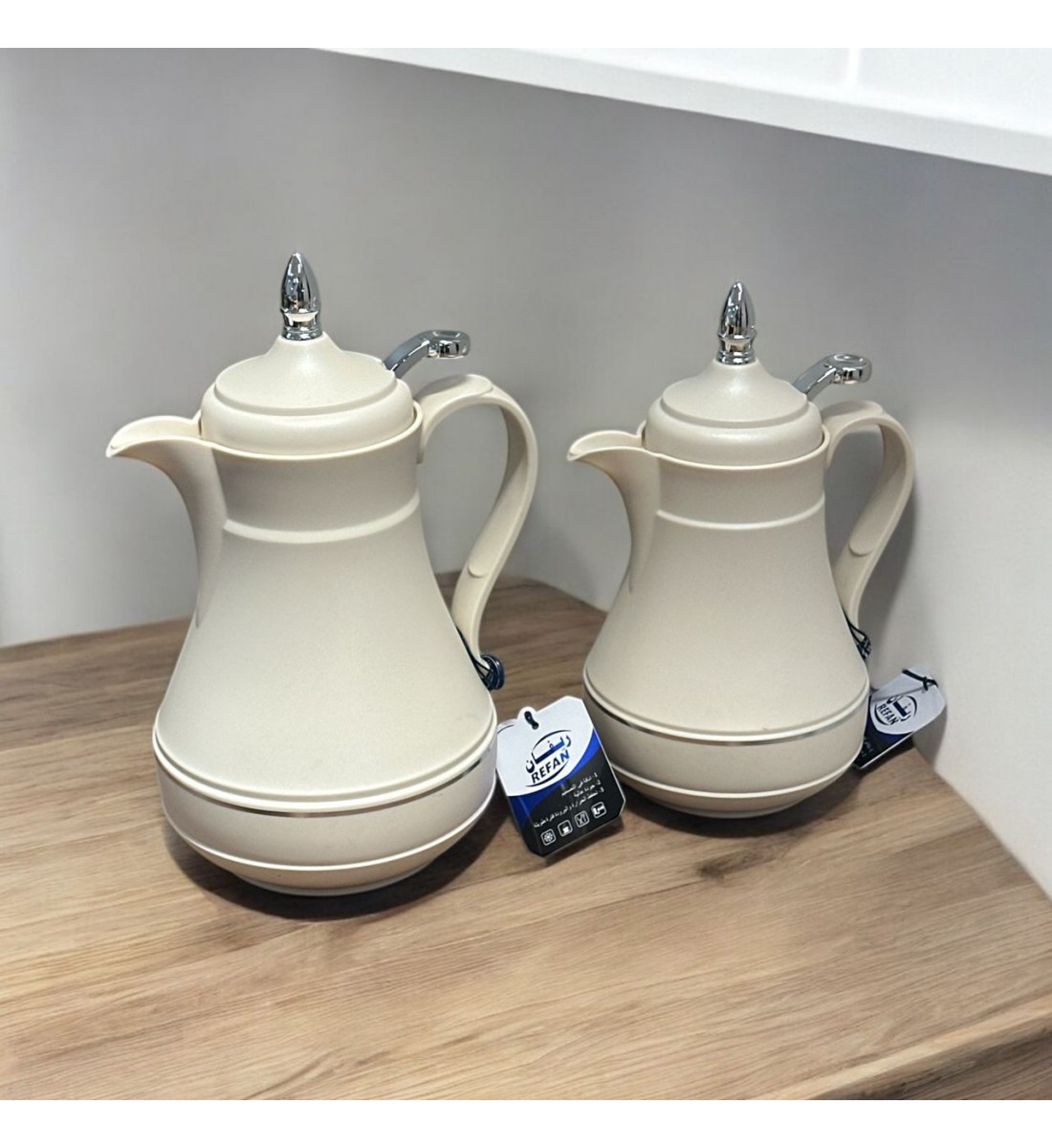  طقم ترامس يتصميم عصري باللون الابيض 