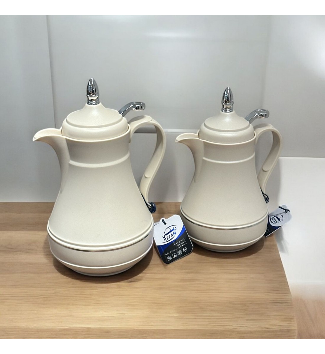  طقم ترامس يتصميم عصري باللون الابيض 