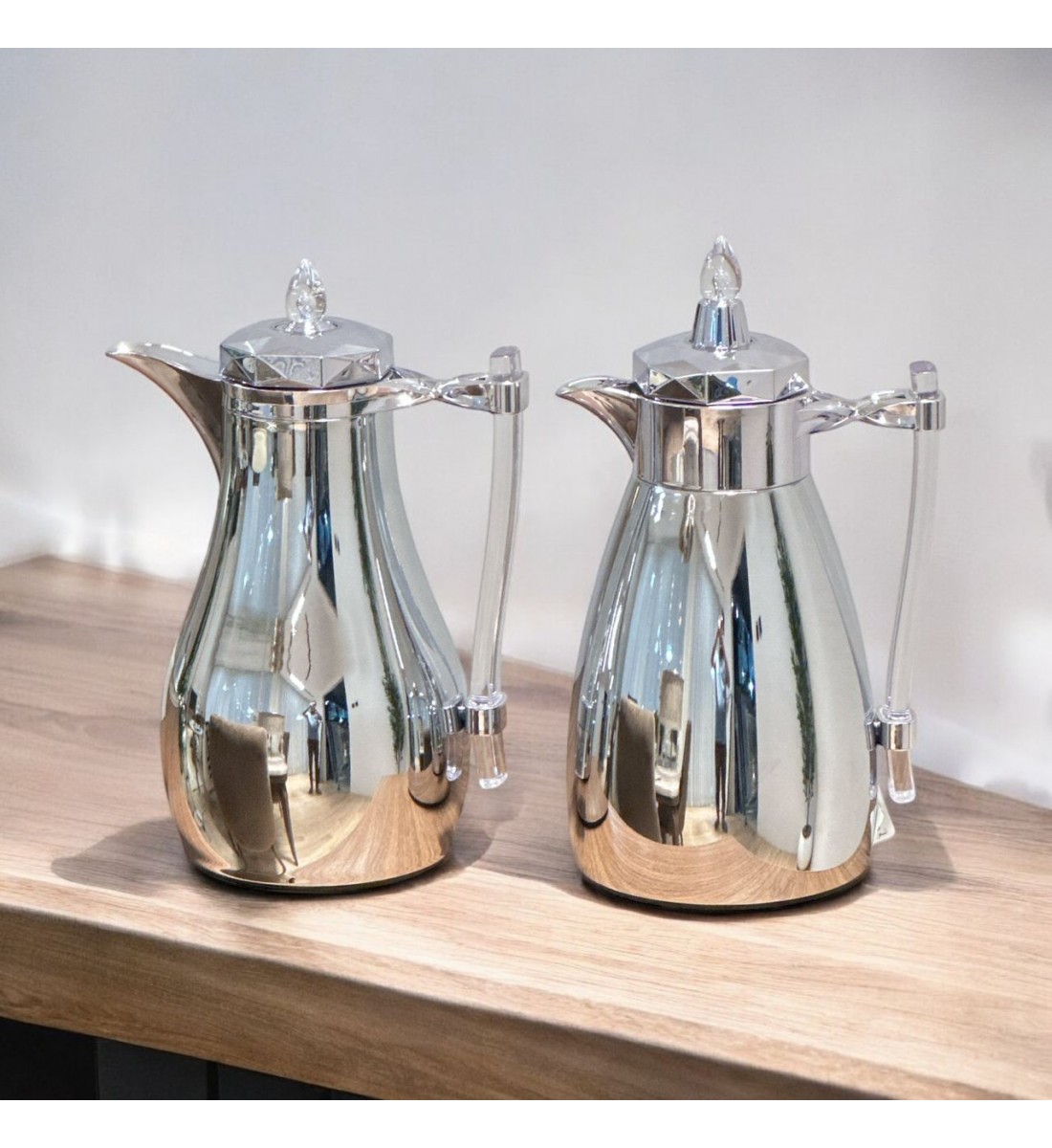 طقم ترامس يتصميم عصري الدانة كروم فضي ممسك اكرلك طقم ترامس يتصميم عصري الدانة كروم فضي ممسك اكرلك