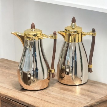  طقم ترامس يتصميم عصري الدانة  باللون الفضي والذهبي ممسك خشبي 