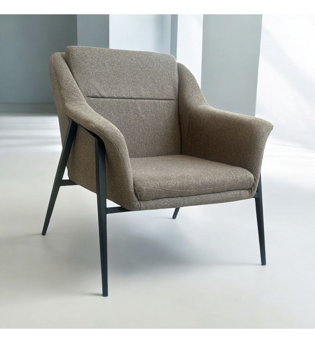 كرسي مفرد قماش | تصميم أنيق ومريح بلمسات عصرية من العروبة سنتر 84×75×78سم 