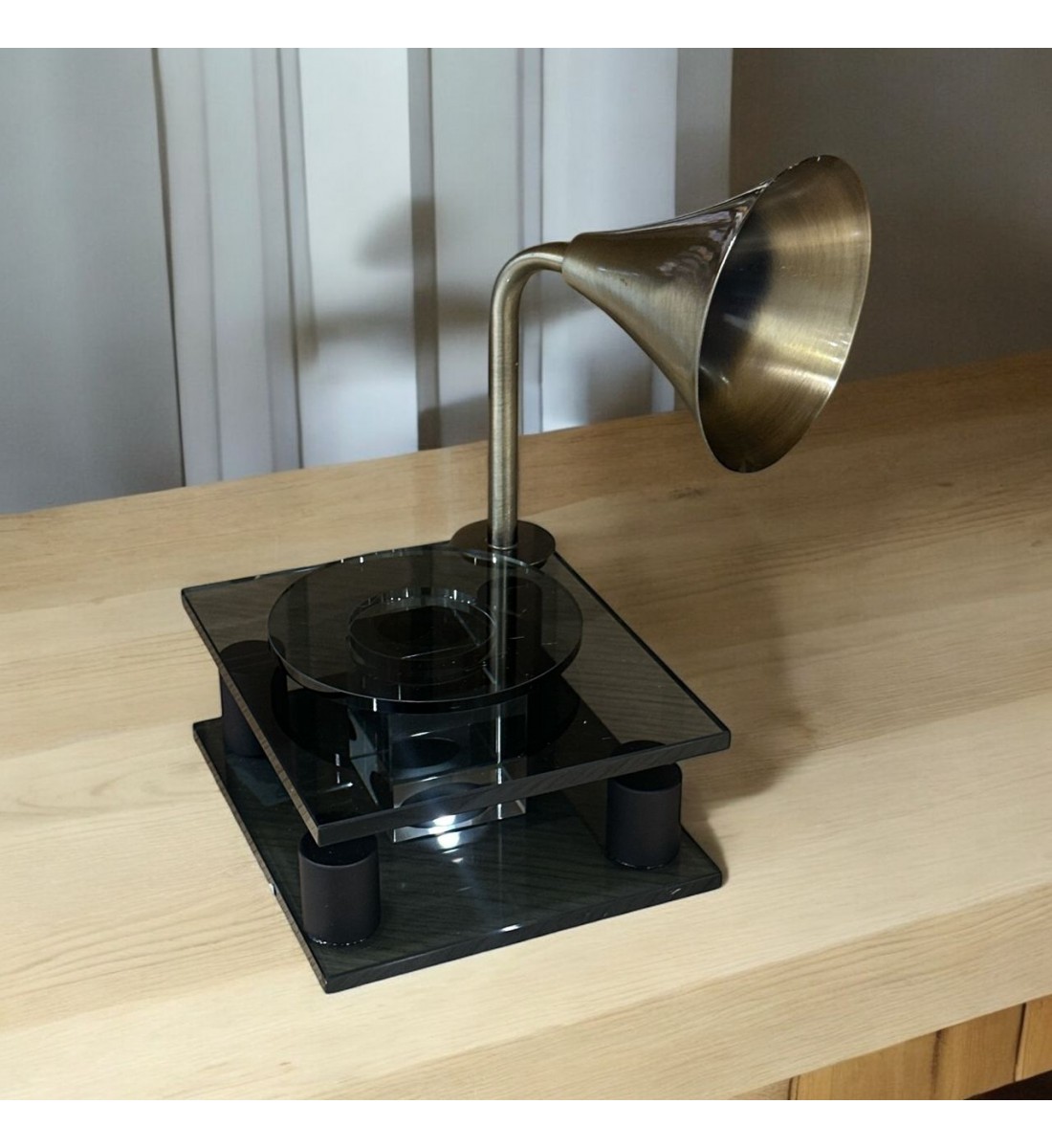 ديكور صندوق موسيقي كريستال اسود 24×14×16سم ديكور صندوق موسيقي كريستال اسود 24×14×16سم