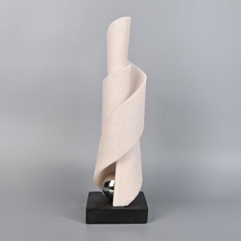 تحفة ديكور على شكل برج مع كرة معدنية وقاعدة مربع -مناسبة للمكاتب 50×15×15سم 