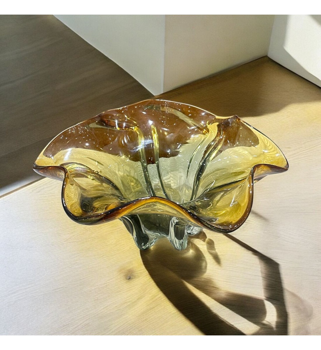 صحن تقديم مودرن زجاج شفاف ملون فاخر 37×37×13سم صحن تقديم مودرن زجاج شفاف ملون فاخر 37×37×13سم