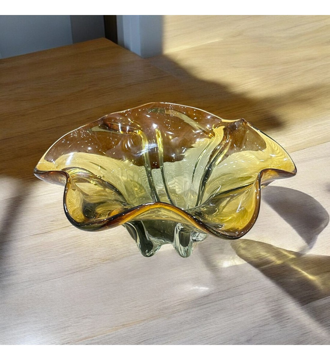 صحن تقديم مودرن زجاج شفاف ملون فاخر 37×37×13سم صحن تقديم مودرن زجاج شفاف ملون فاخر 37×37×13سم