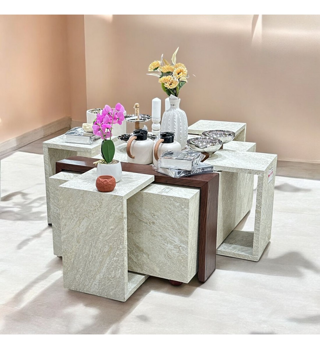 طقم طاولات قهوه وتقديم بديل الرخام لون بيج +حزام خشبي بني 5قطع طقم طاولات قهوه وتقديم بديل الرخام لون بيج +حزام خشبي بني 5قطع