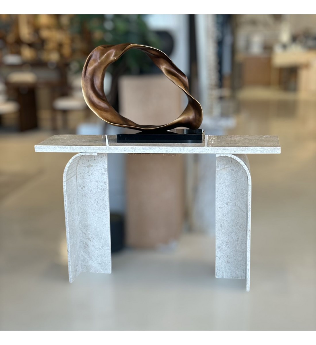 طاولة كونسول رخام عماني140×40×87سم (منتج تفصيل ) طاولة كونسول رخام عماني140×40×87سم (منتج تفصيل )