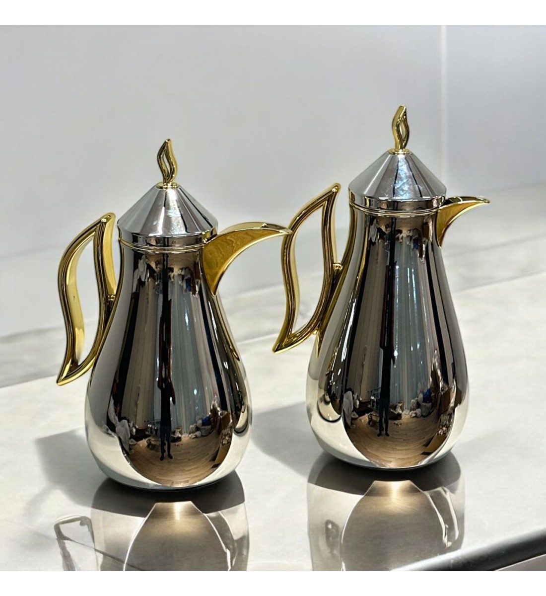 طقم ترمس شاي  وقهوة 2حبات 