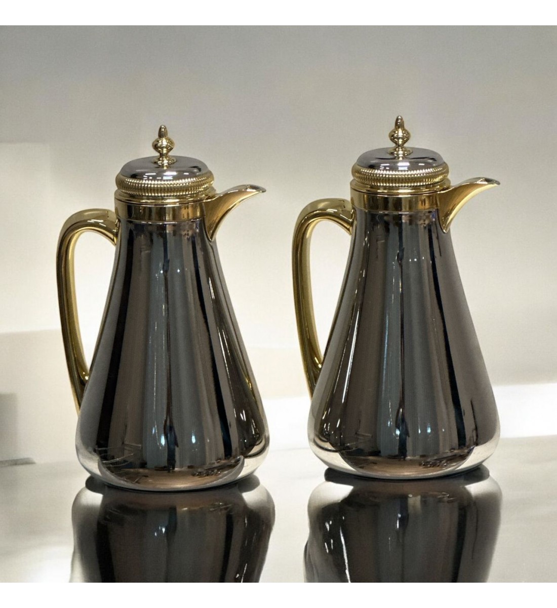 طقم ترمس شاي  وقهوة 2حبات 