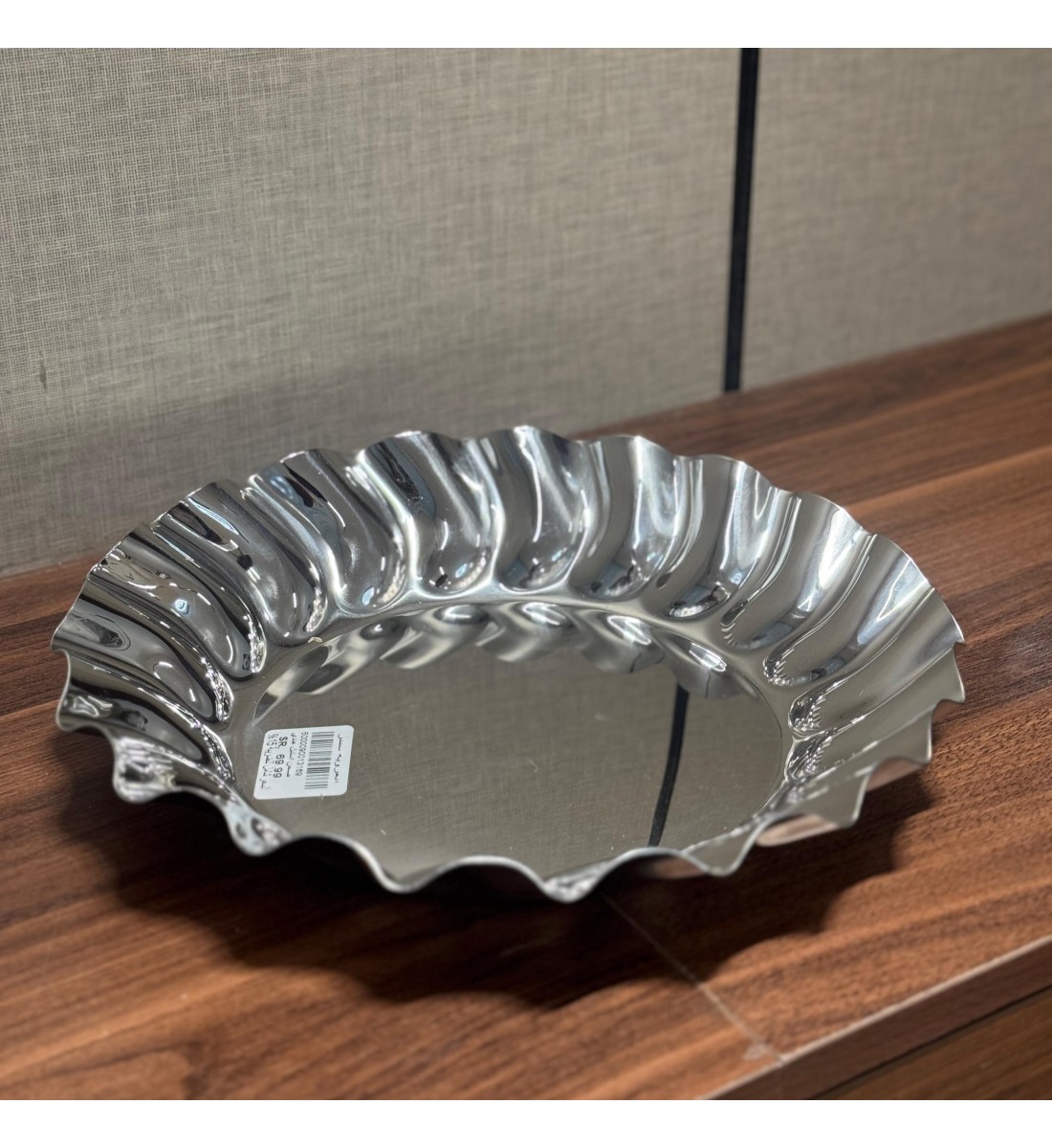 صحن تقديم من الاستانلس استيل  مقاس27×27×4سم 