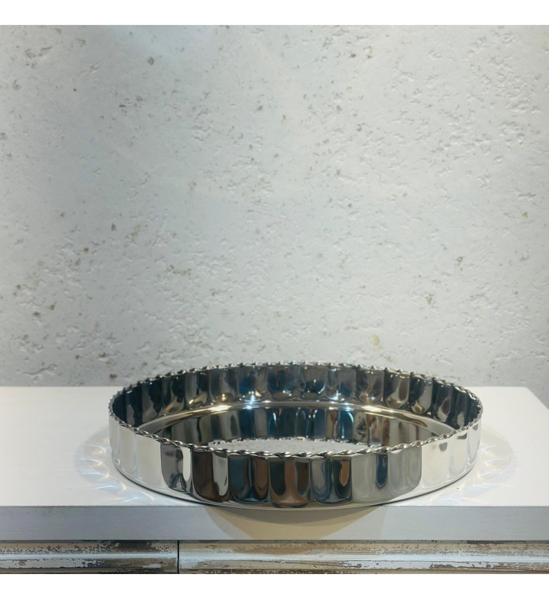 صحن تقديم من الاستانلس استيل مقاس32×32×4.50سم 