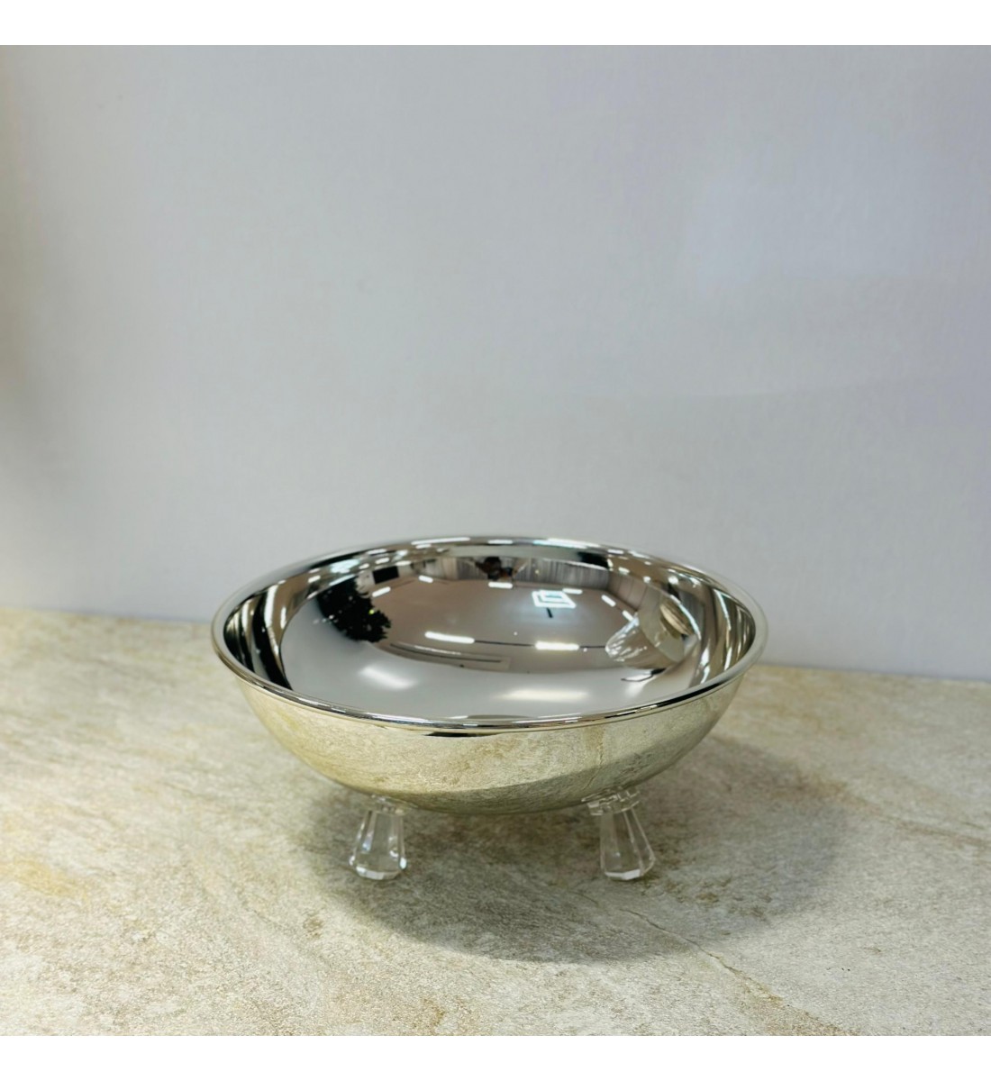 صحن تقديم ضيافة فاخر من الستانلس ستيل قاعده اكرلك – فضي –20×20×9سم صحن تقديم ضيافة فاخر من الستانلس ستيل قاعده اكرلك – فضي –20×20×9سم